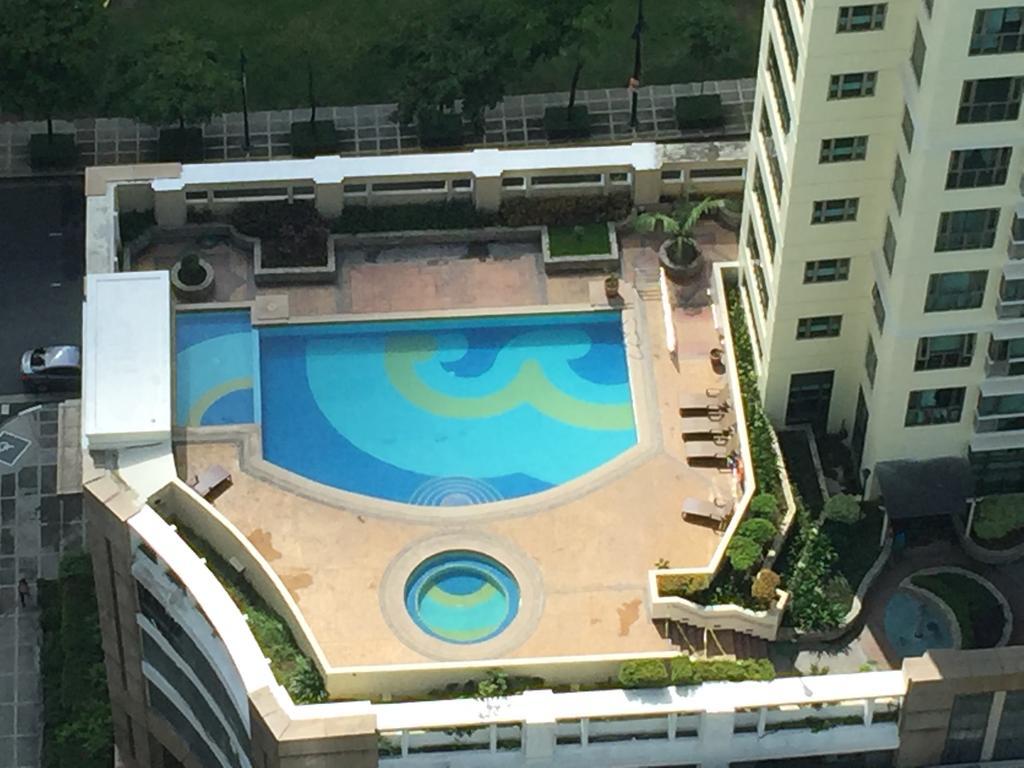 Luxury Condo At Forbeswood Parklane The Fort Bgc Makati City Luaran gambar