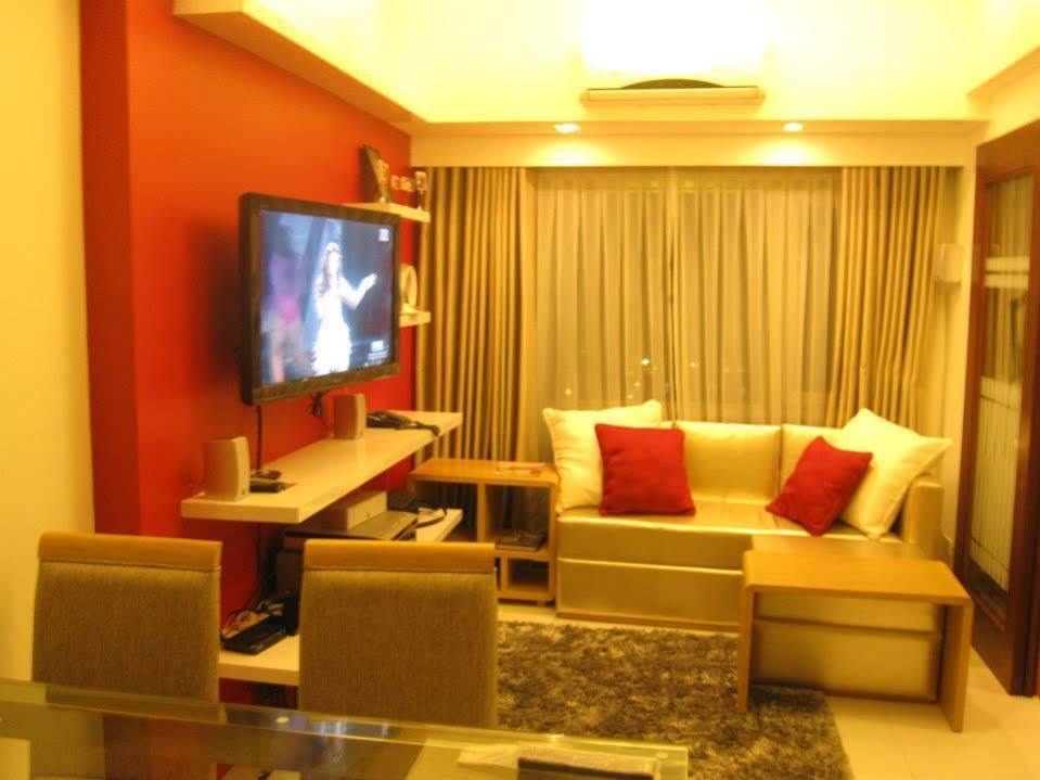 Luxury Condo At Forbeswood Parklane The Fort Bgc Makati City Luaran gambar